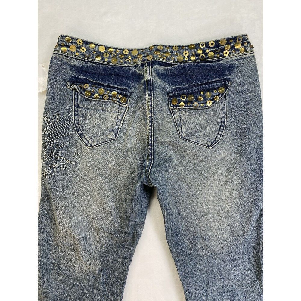 Akademiks AKDMKS Womens‎ sz 27 cuffed royal capri Jeans Embellished sequins